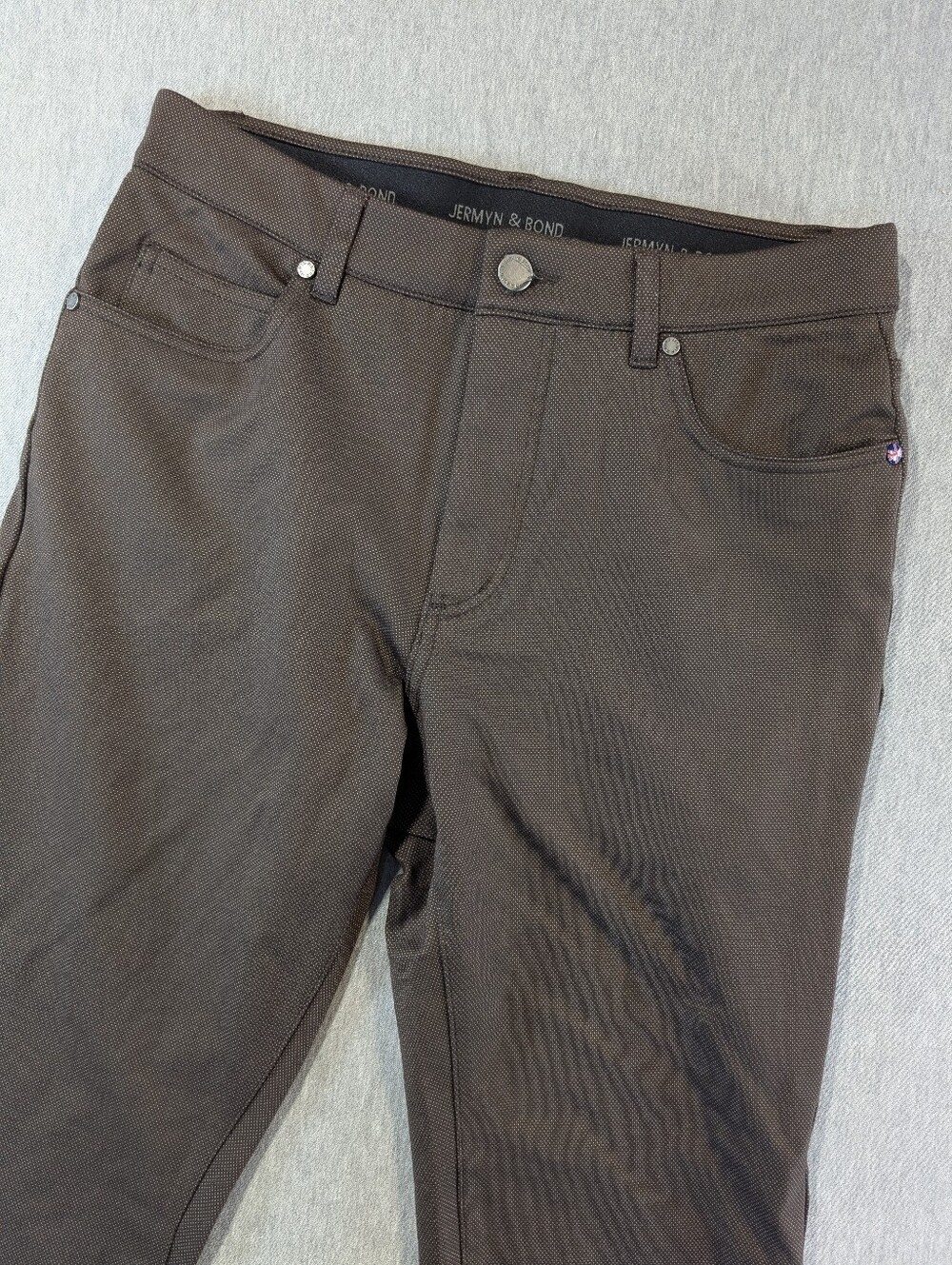 Jermyn & Bond Modern Fit Stretch Dress Pant Men's 30 X 30 Brown Micro Dots White